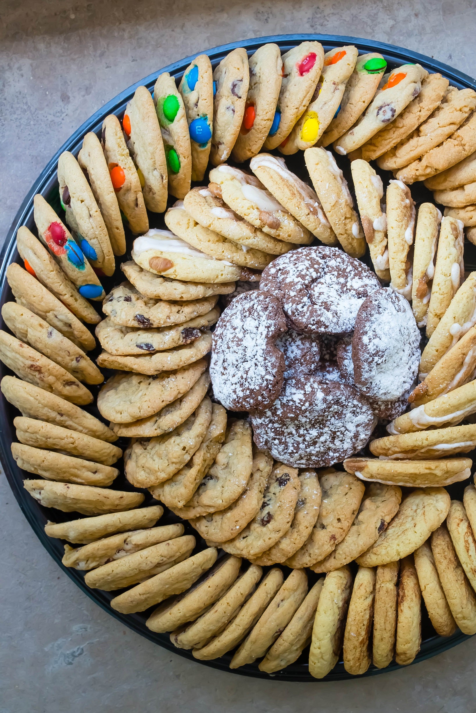 Large Party Tray - $59 (100 - 1 oz. cookies) - Mary's Mountain Cookies